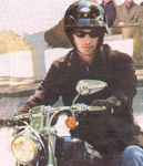  Click for Keanu Reeve & motorcycle 